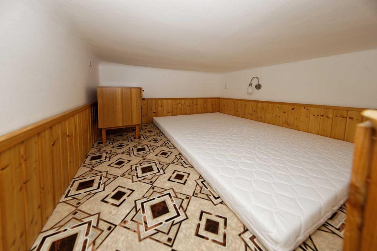 Apartment Lublanska 48 プラハ エクステリア 写真