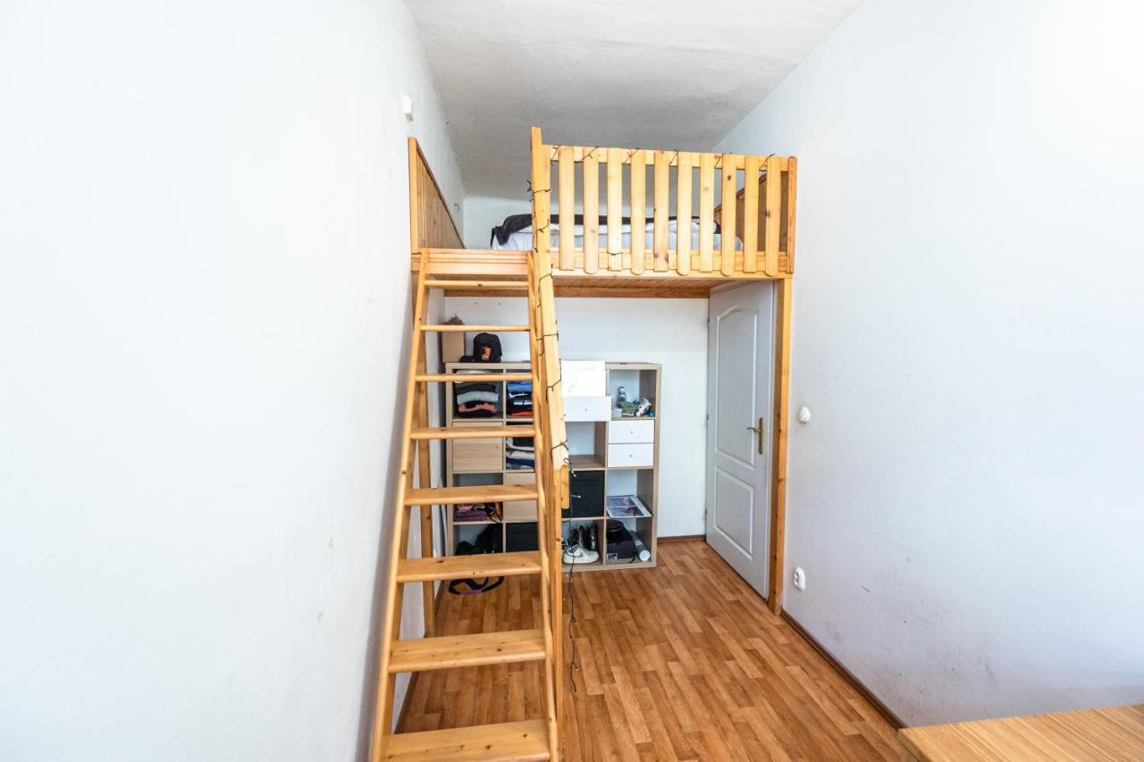 Apartment Lublanska 48 プラハ エクステリア 写真